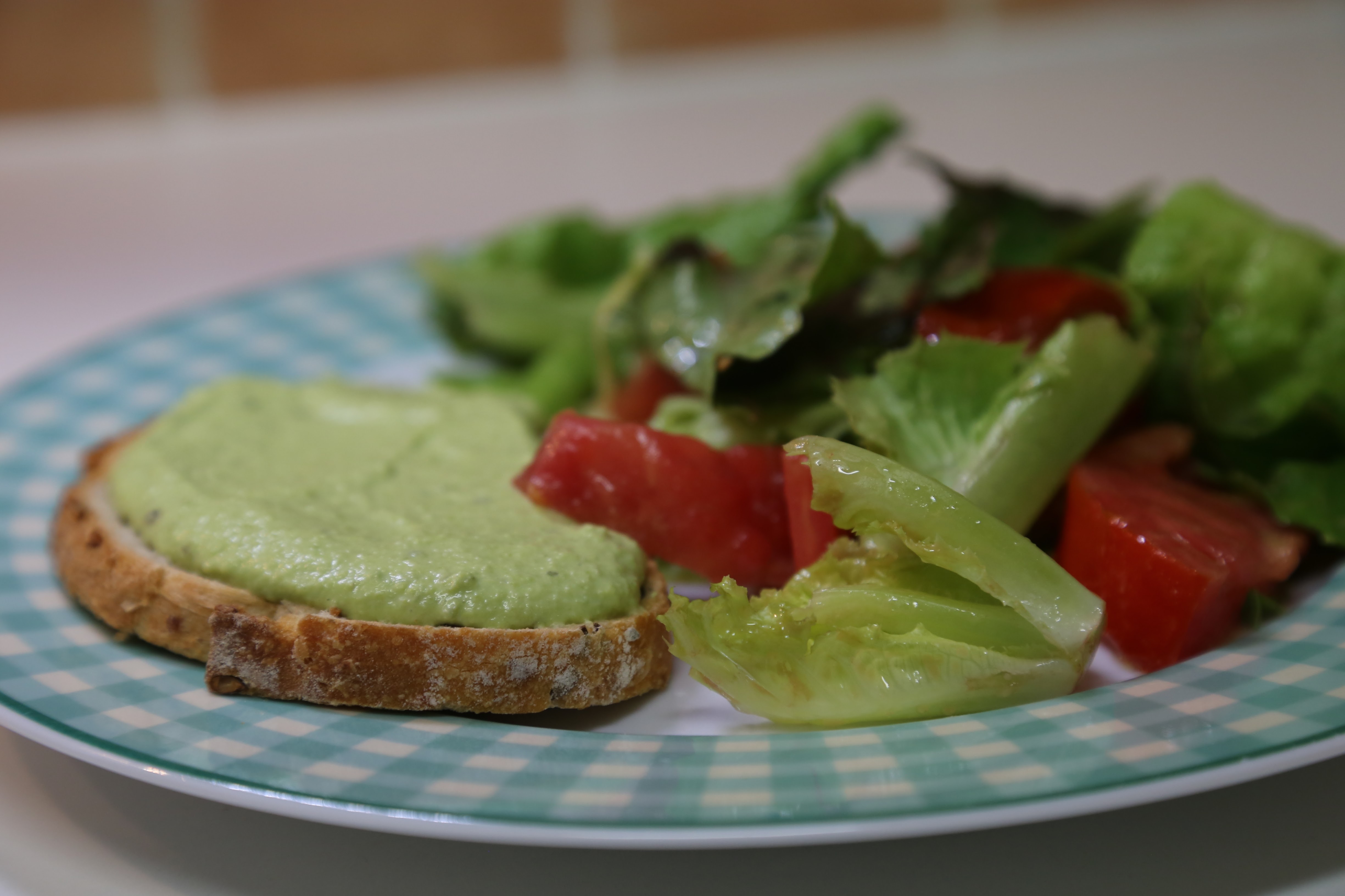 Tartine fèves menthe