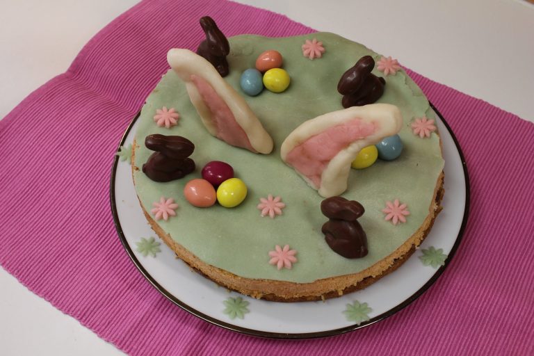 gateau de paques croustillant