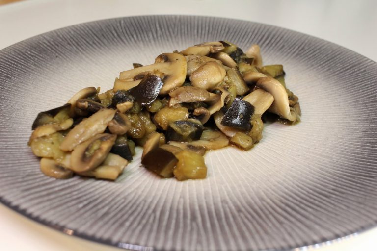 aubergines aux champignons