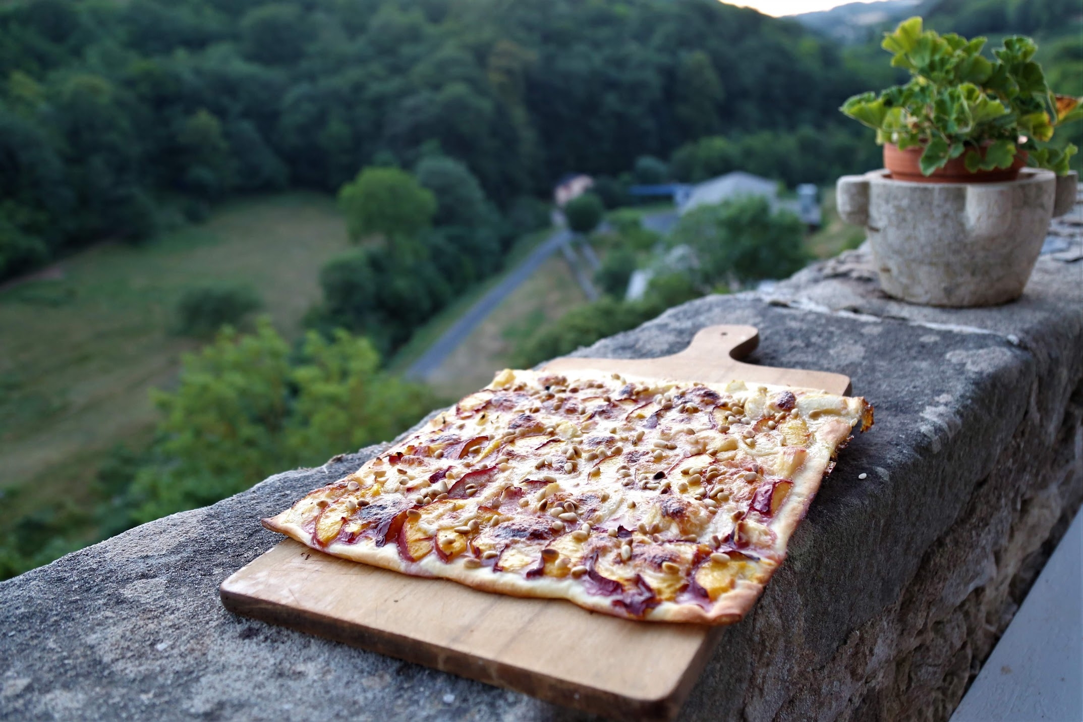 pizza pêche et nectarine