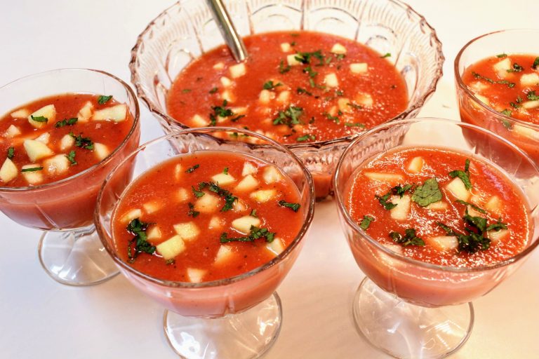 soupe de pastèque et fraises