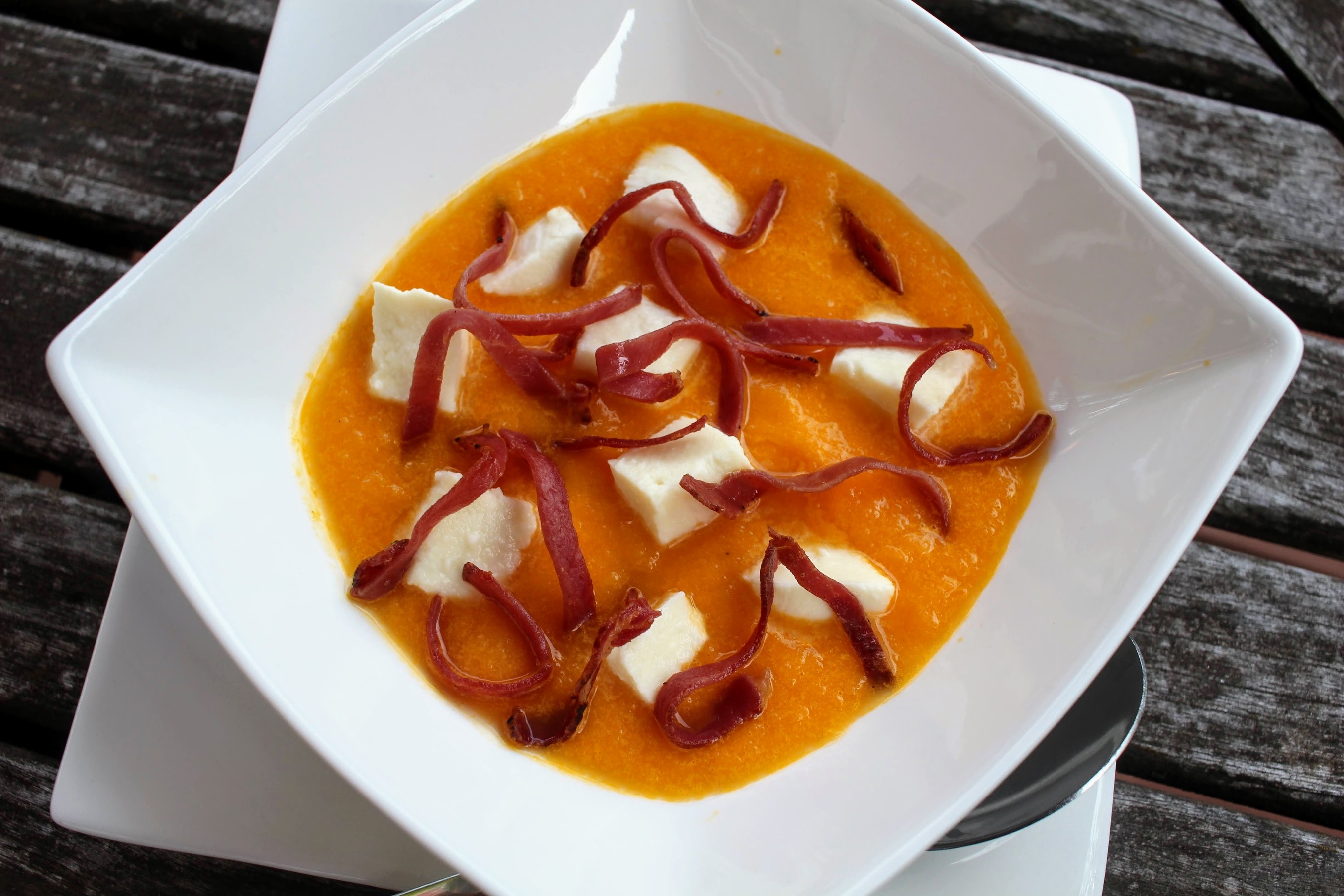 soupe de melon à la coppa