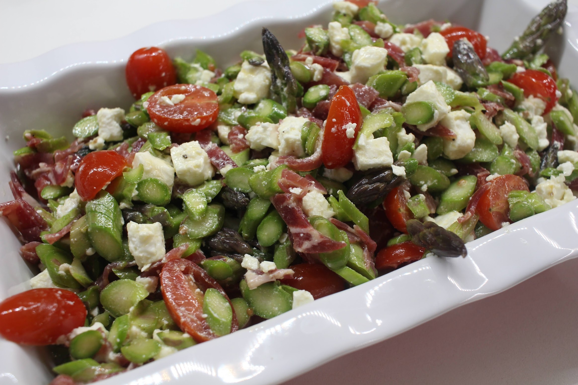 asperges crues en salades