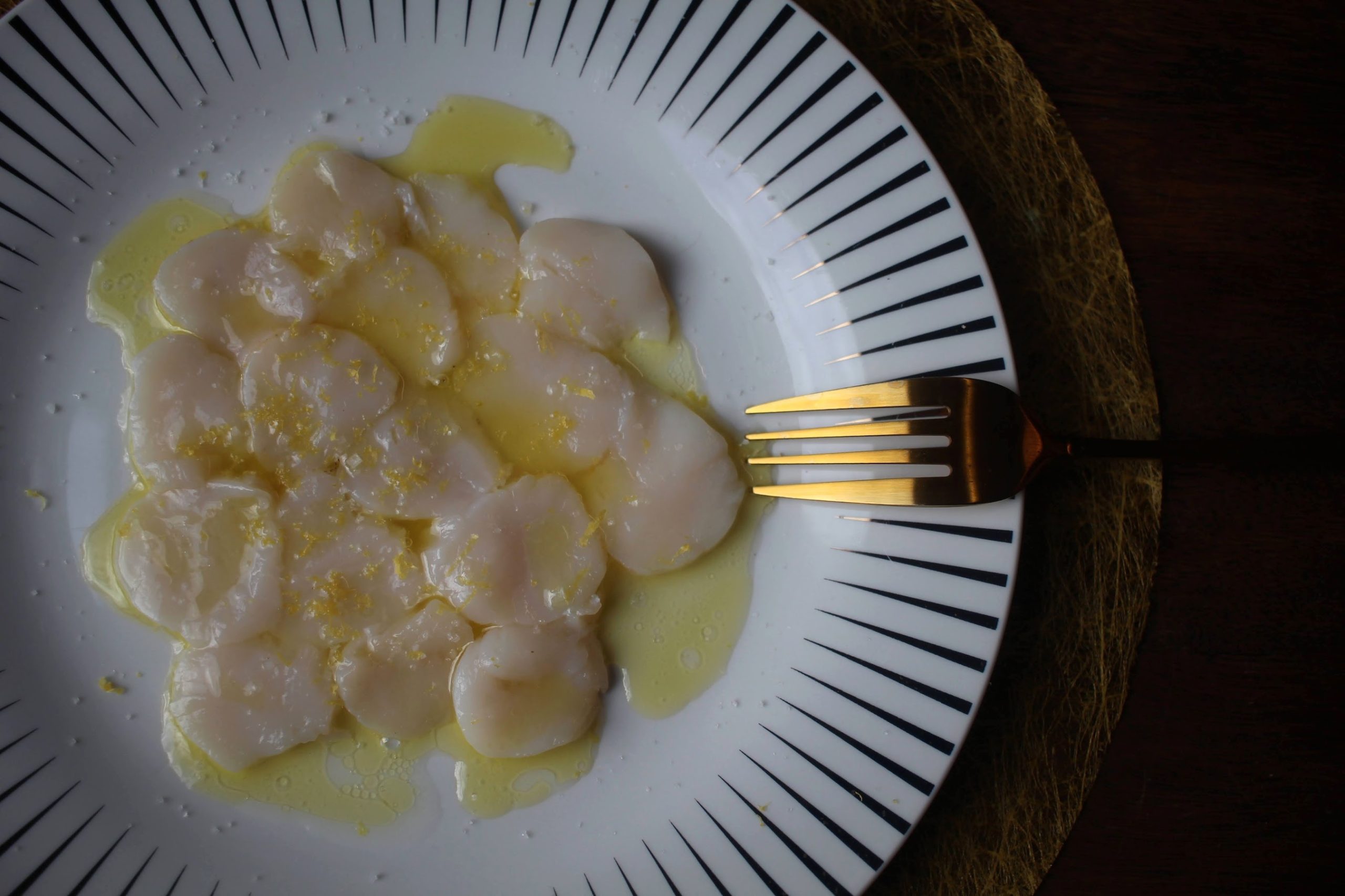 carpaccio de noix de saint jacques au citron