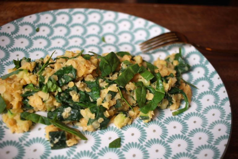 lentilles corail aux épinards et courgettes