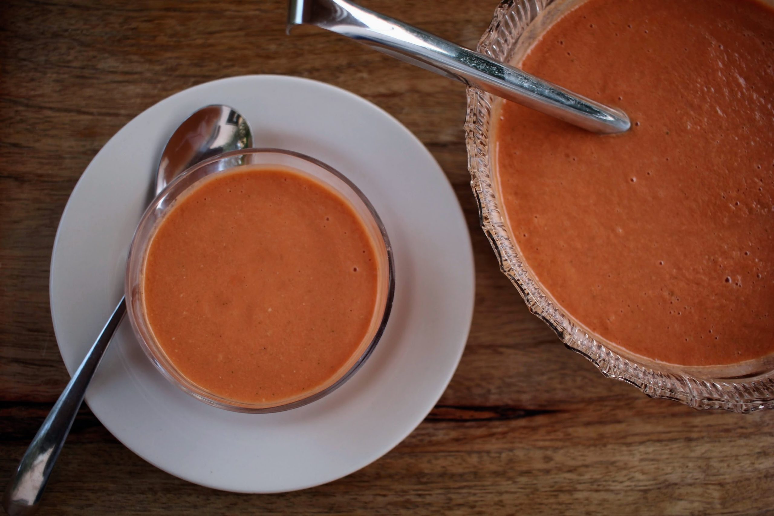 Soupe froide de tomates