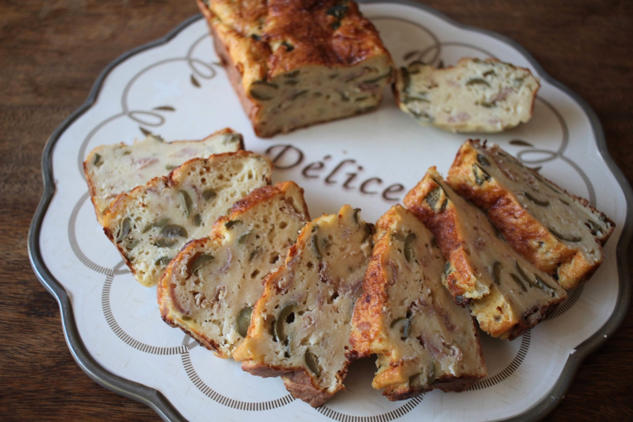 Cake au pain sec en tranches