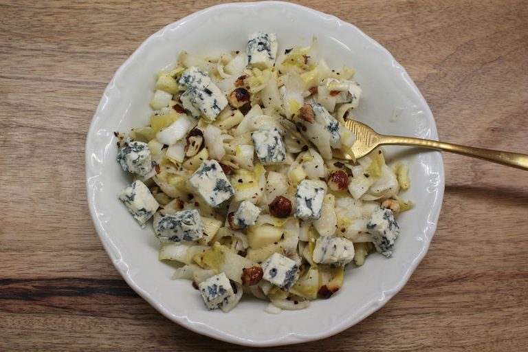 Salade d'endives au bleu