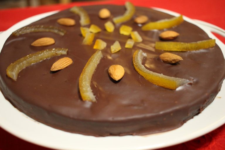Gâteau au chocolat et à l’orange confite