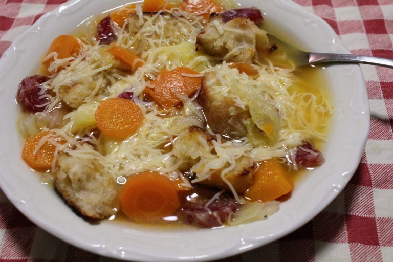 Soupe aux légumes d'hiver