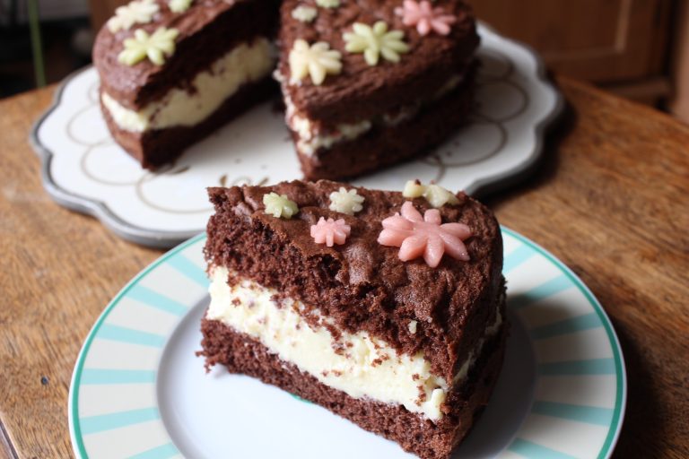 gâteau au chocolat et à la crème pâtissière