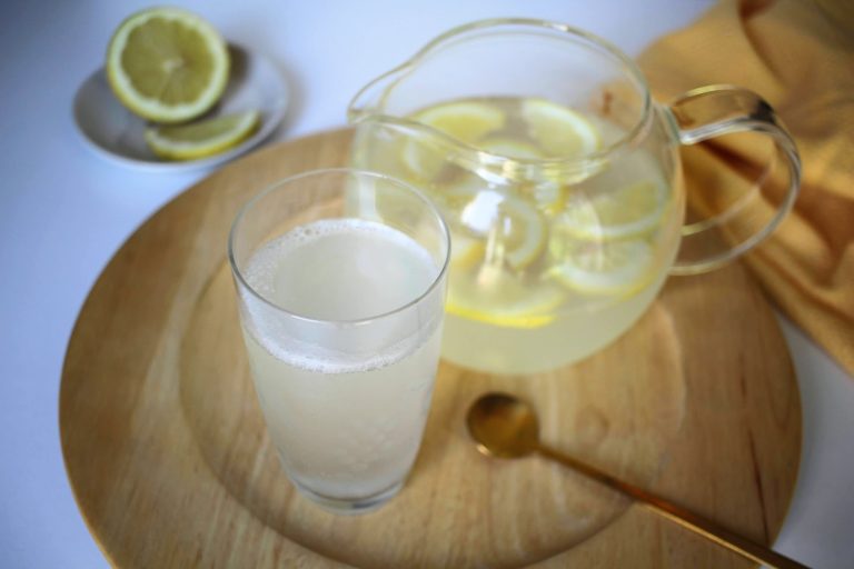 Citronnade à la fleur d'oranger
